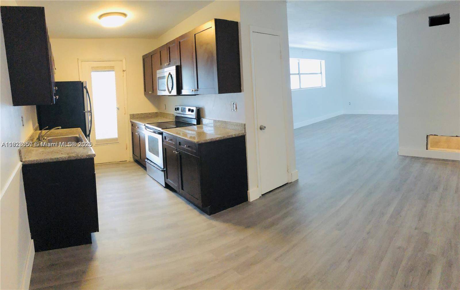 Miami Beach, FL 33141,6910 Bay Dr #5
