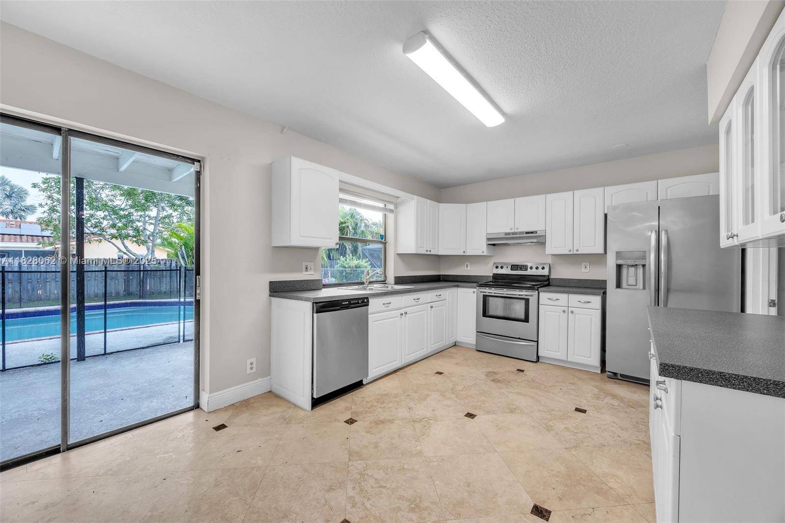 Coral Springs, FL 33071,867 Ramblewood Dr