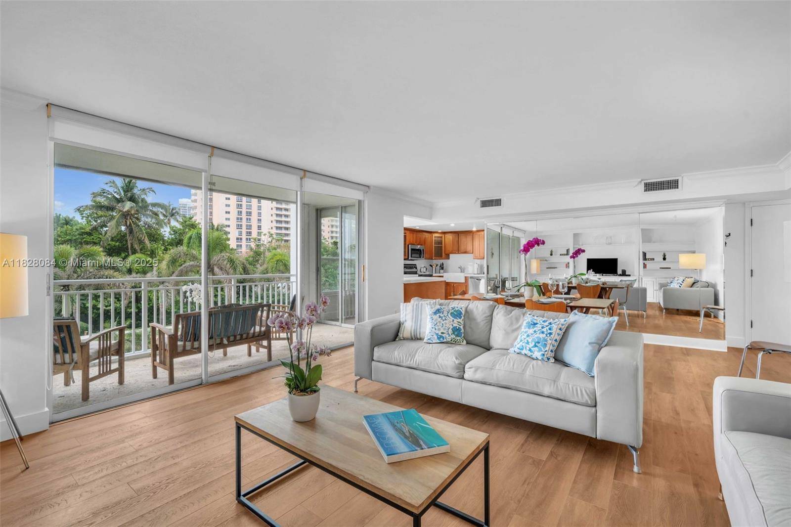 Key Biscayne, FL 33149,611 Ocean Dr #3E
