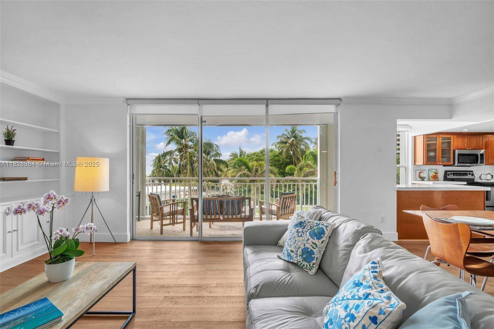 Key Biscayne, FL 33149,611 Ocean Dr #3E