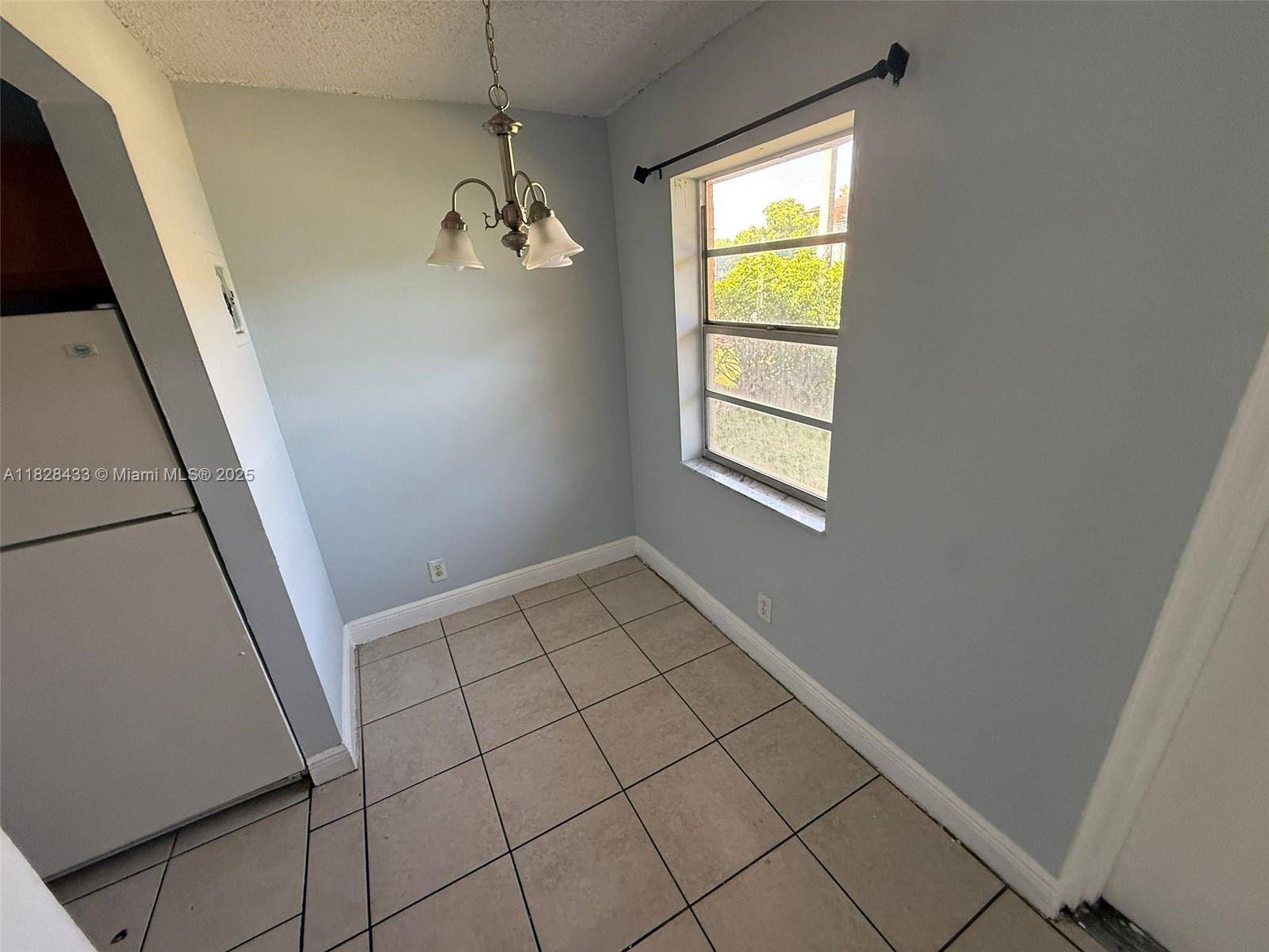 Oakland Park, FL 33334,95 NE 41st St #N202