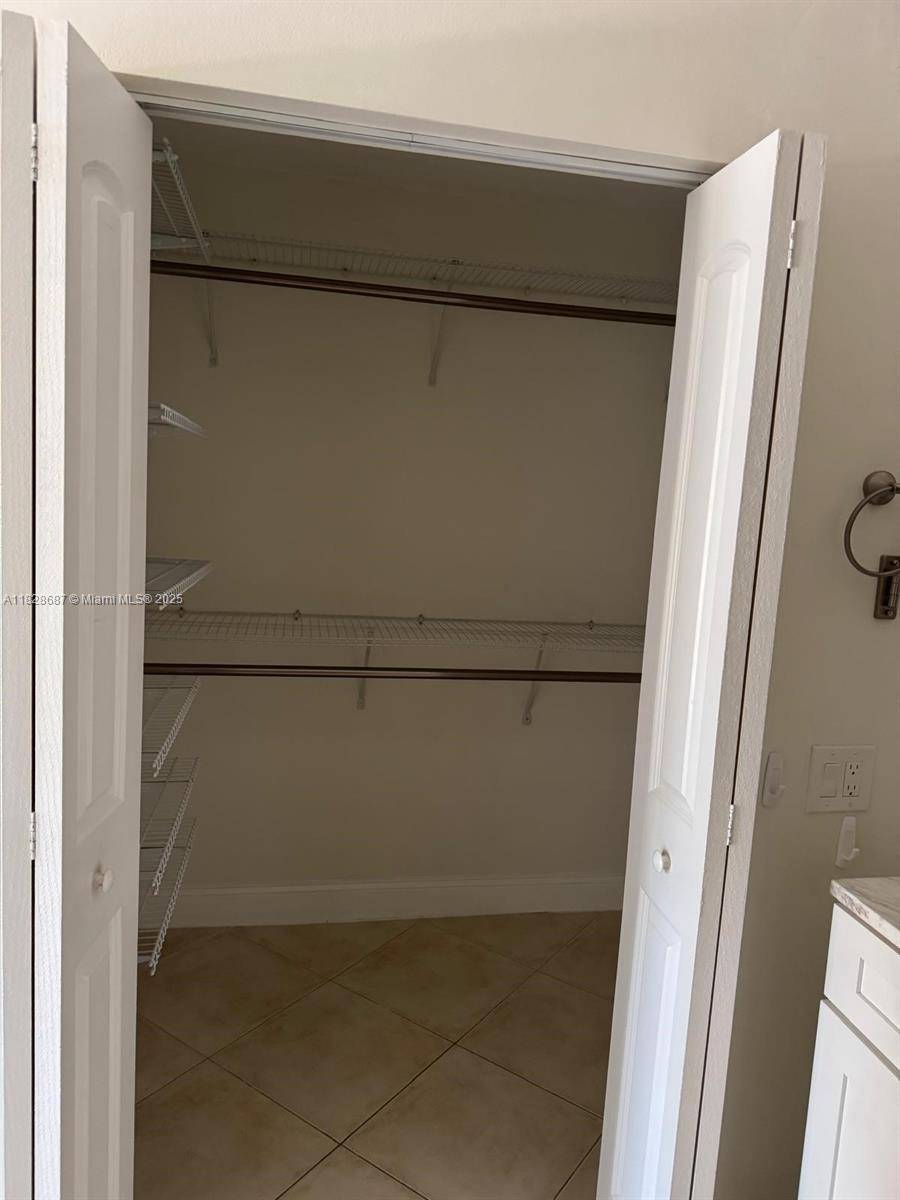 Boca Raton, FL 33428,9293 Vista Del Lago #A