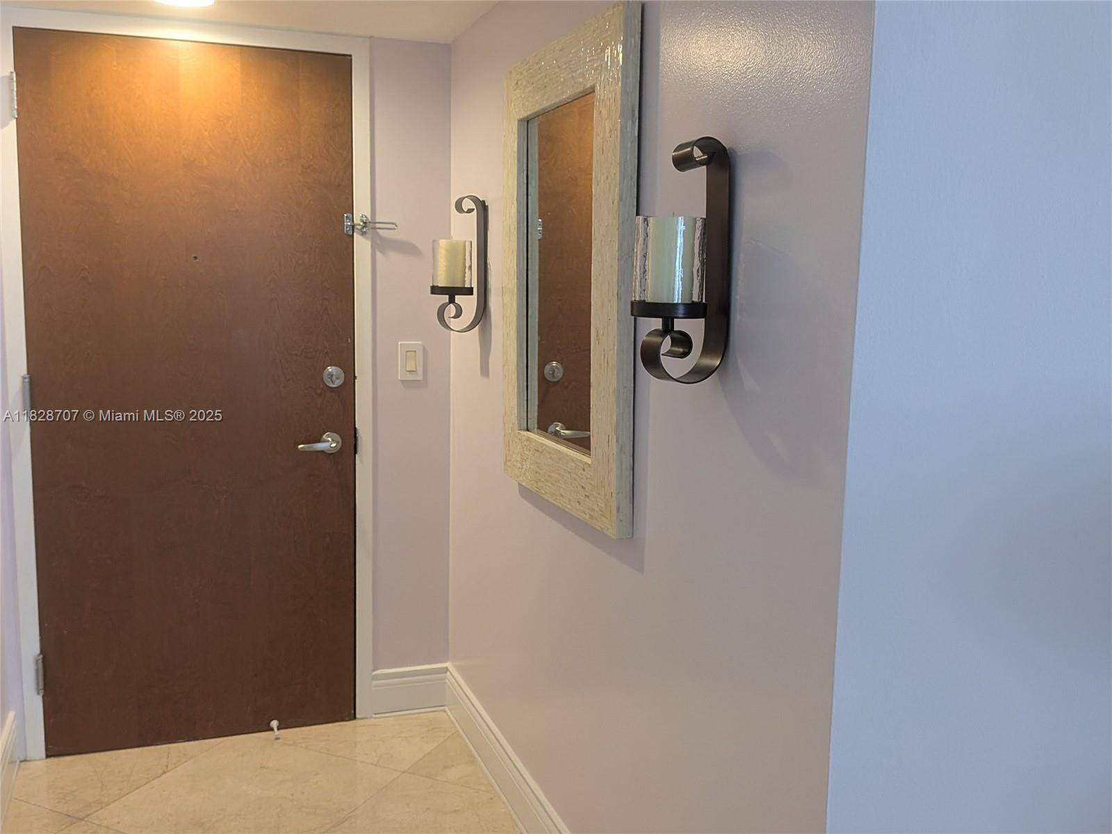 Miami Beach, FL 33141,6365 Collins Ave #809
