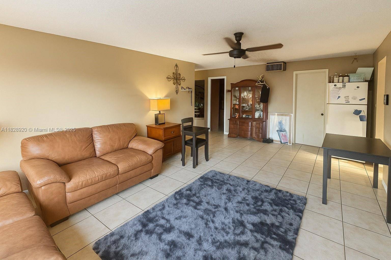 Plantation, FL 33313,7523 W Sunrise Blvd #B2