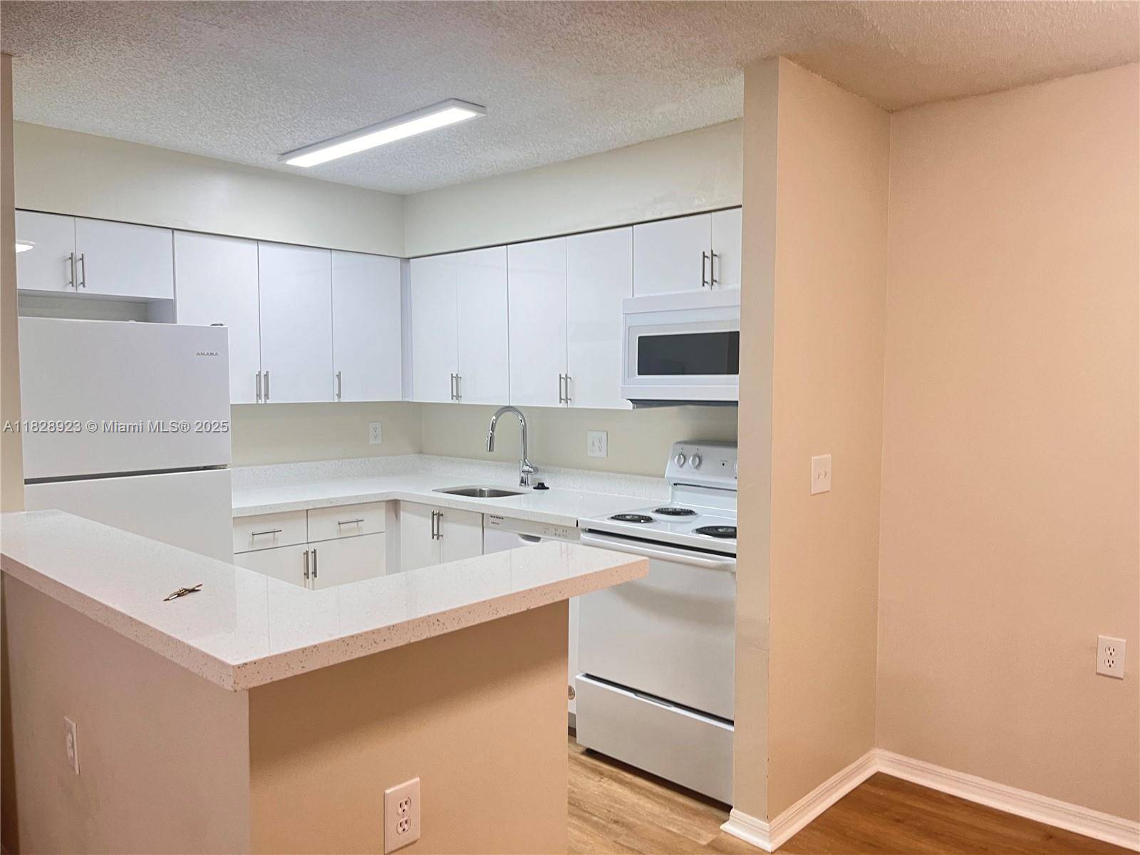 Cutler Bay, FL 33157,19740 SW 103rd Ct #108