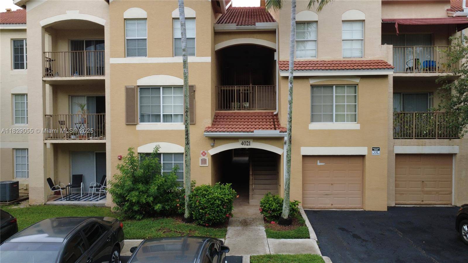 West Palm Beach, FL 33409,4021 San Marino Blvd #102