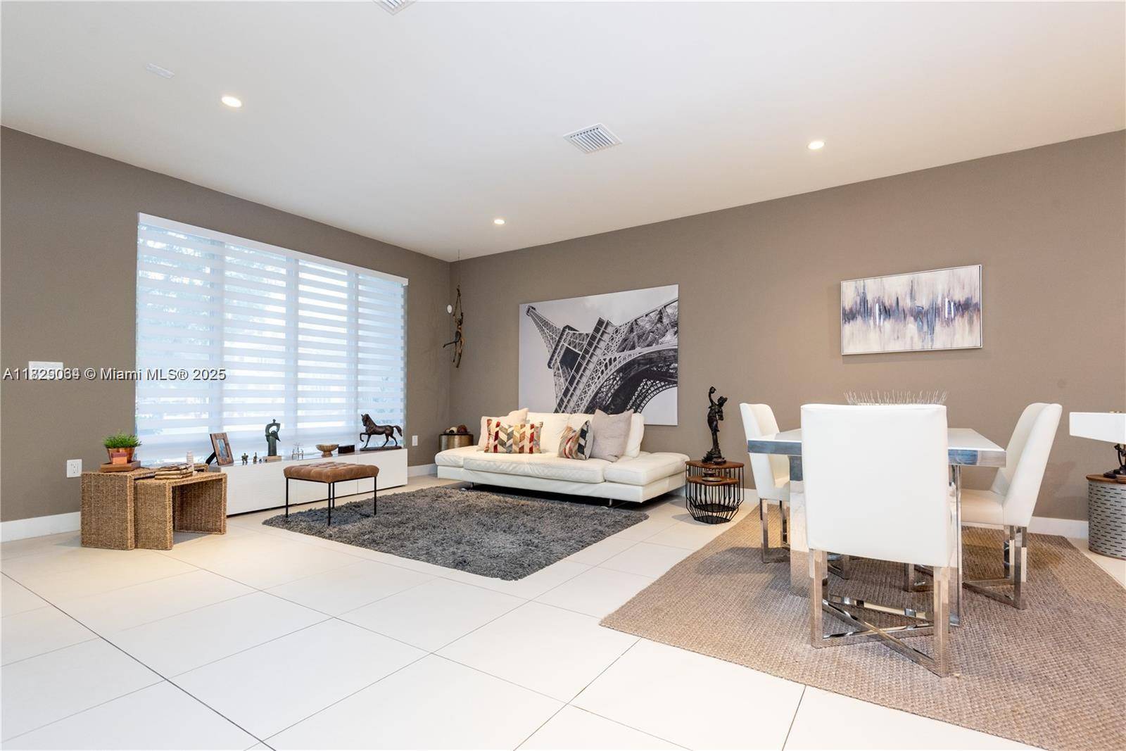Doral, FL 33178,10555 NW 64th Way