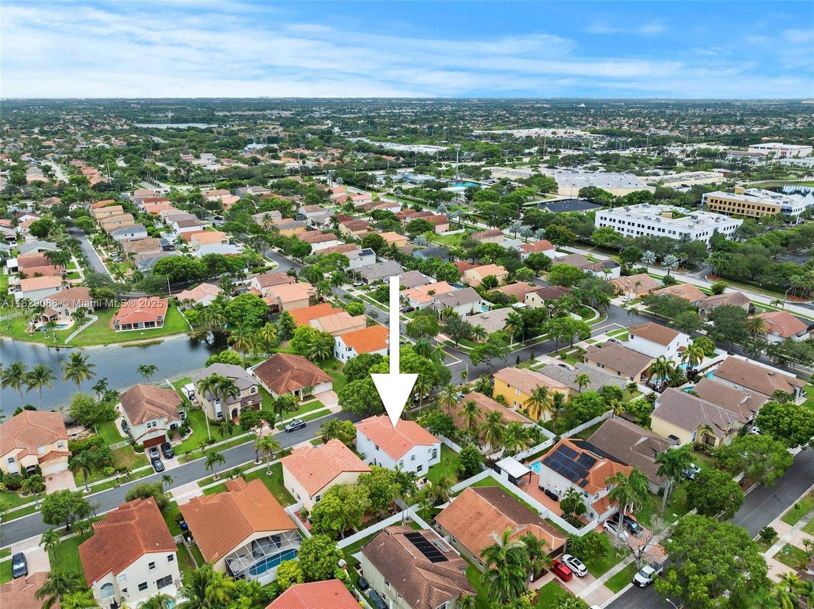 Pembroke Pines, FL 33029,960 NW 185th Ave
