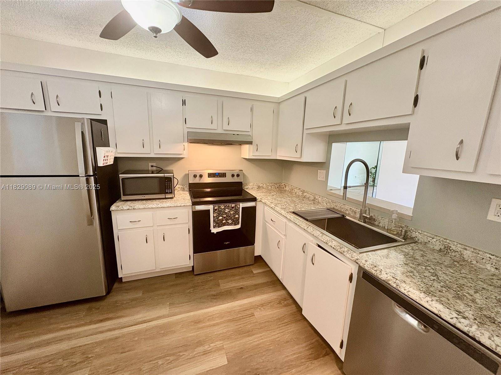 Lauderdale Lakes, FL 33311,2860 Somerset Dr #211K