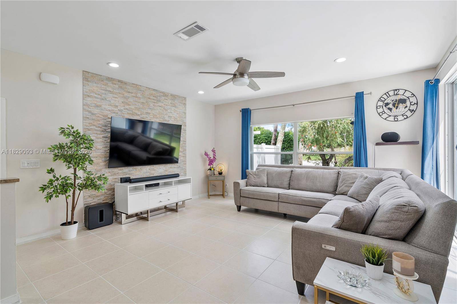 Pembroke Pines, FL 33029,831 SW 178th Way