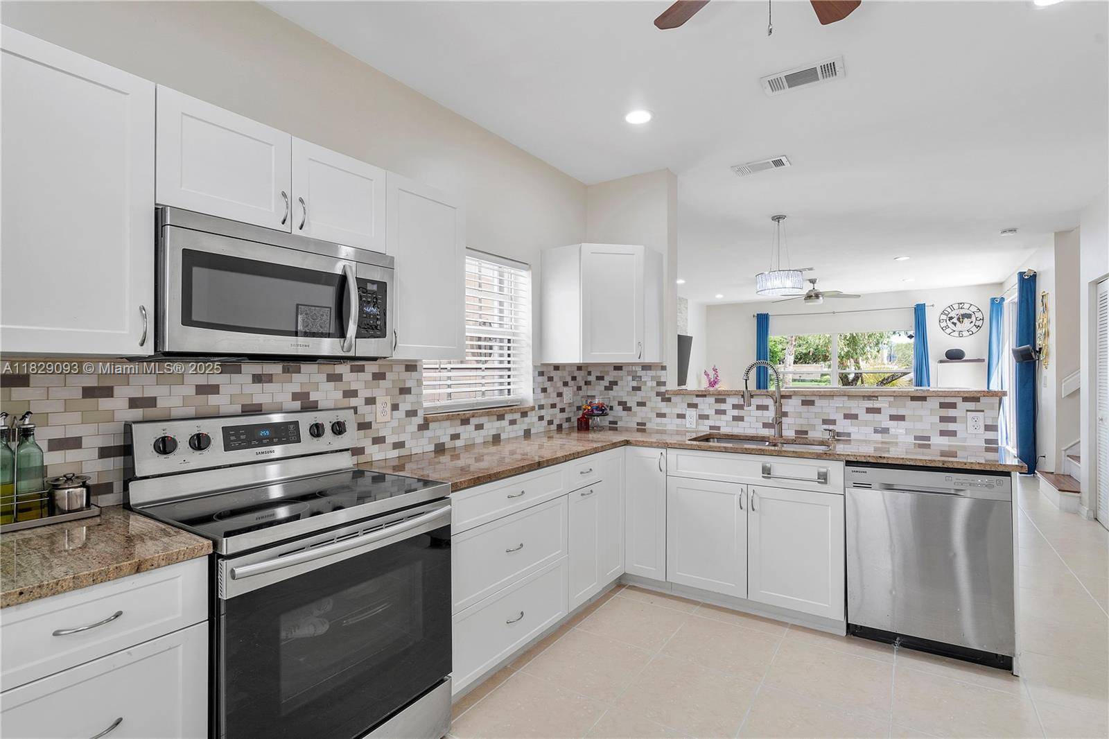 Pembroke Pines, FL 33029,831 SW 178th Way