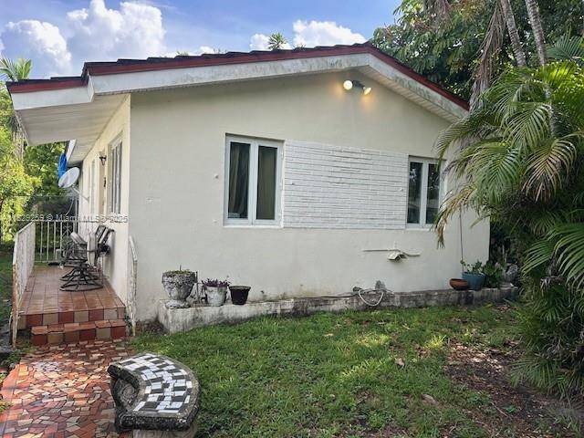 Miami, FL 33142,1985 NW 57th St