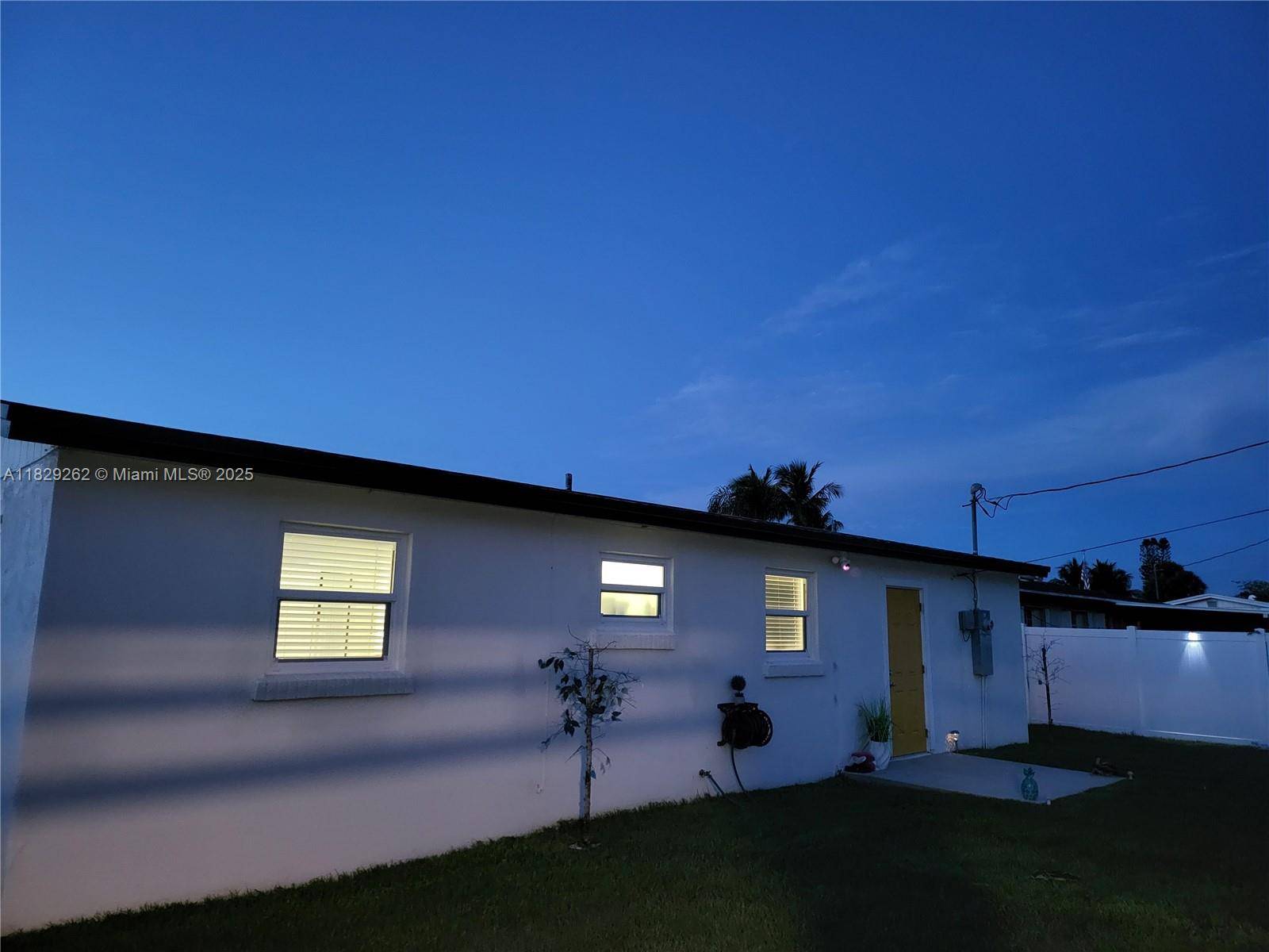 Palm Beach Gardens, FL 33410,4356 S Mary Cir