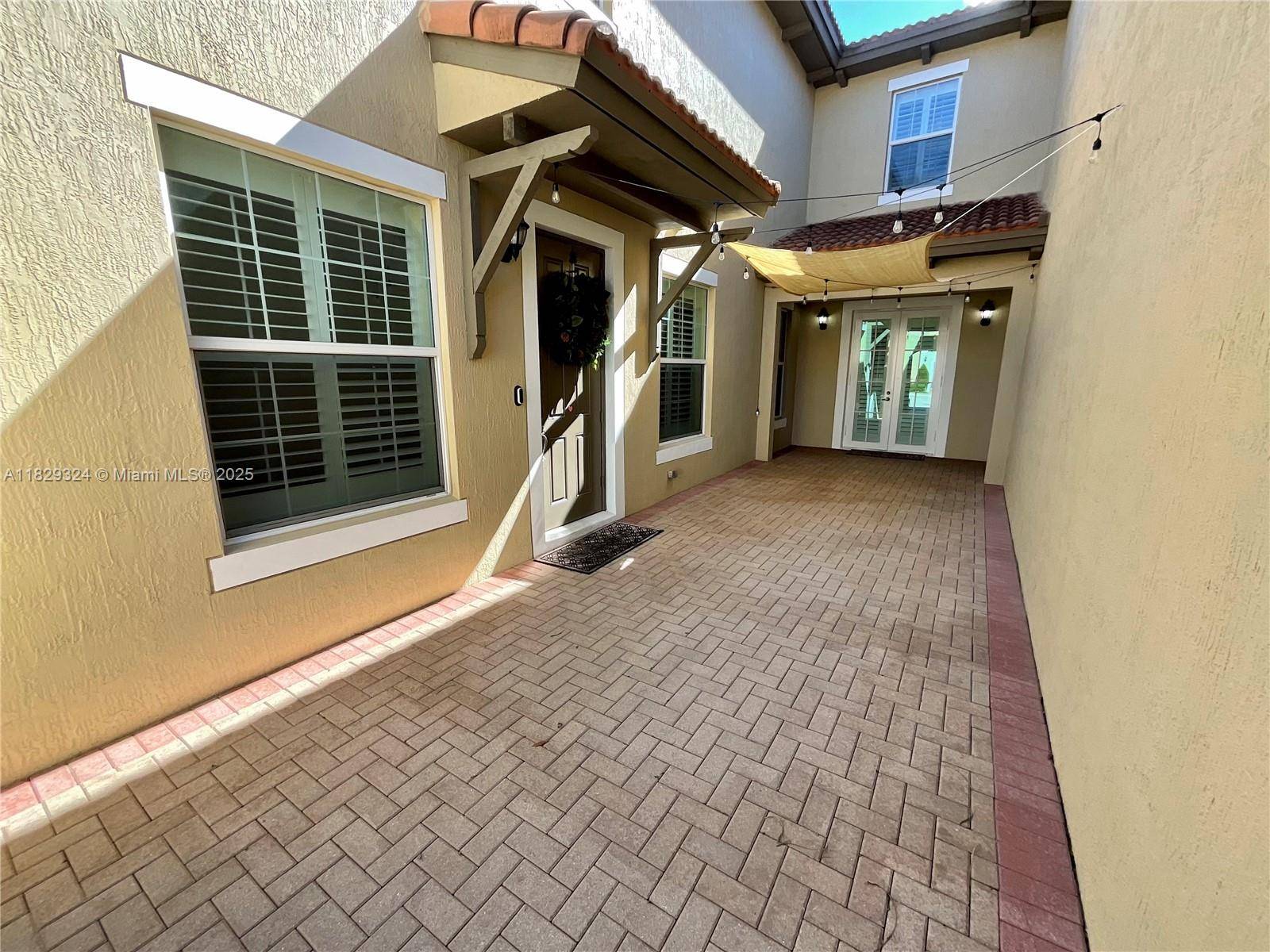 Pembroke Pines, FL 33027,14620 SW 15th St
