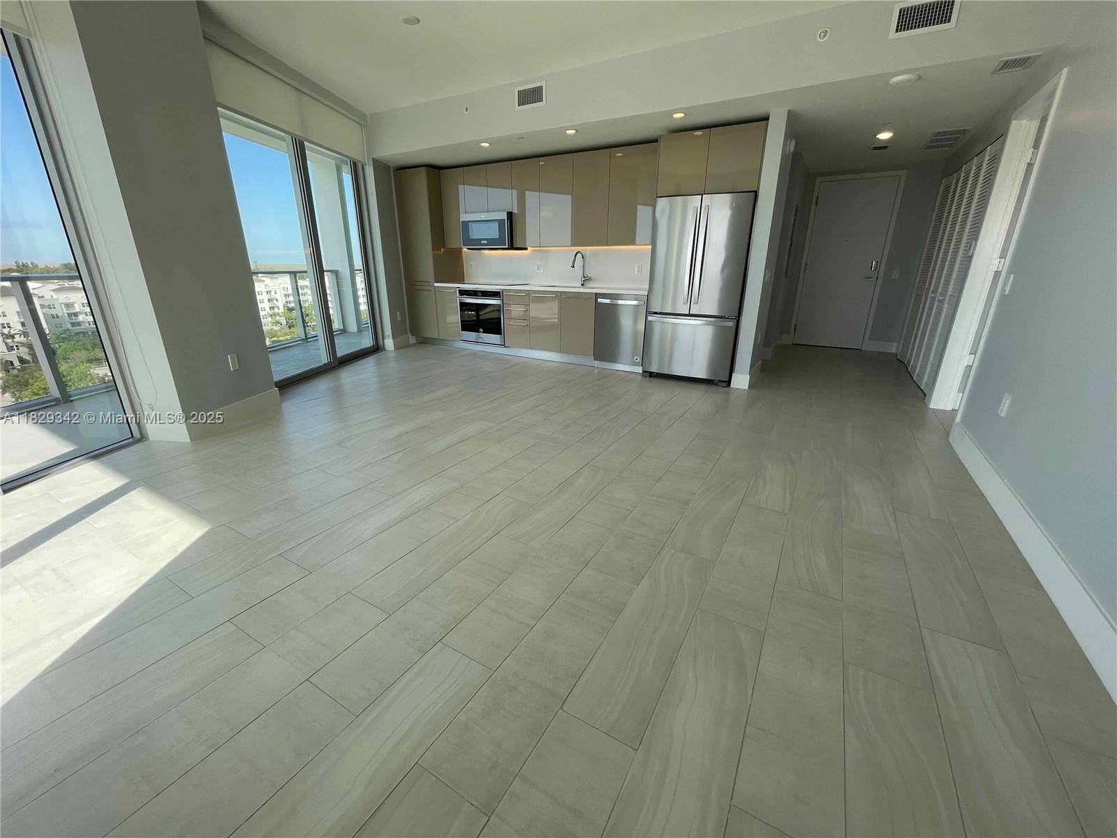 Sunrise, FL 33323,2000 Metropica Way #804