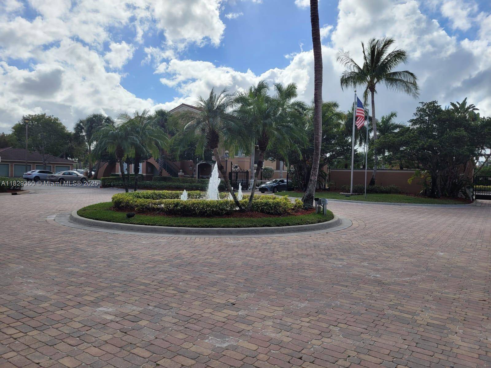 Tamarac, FL 33321,7910 N Nob Hill Rd #202