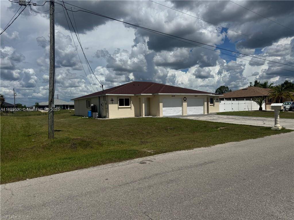 Lehigh Acres, FL 33973,1905/1907 Gordon Ave S