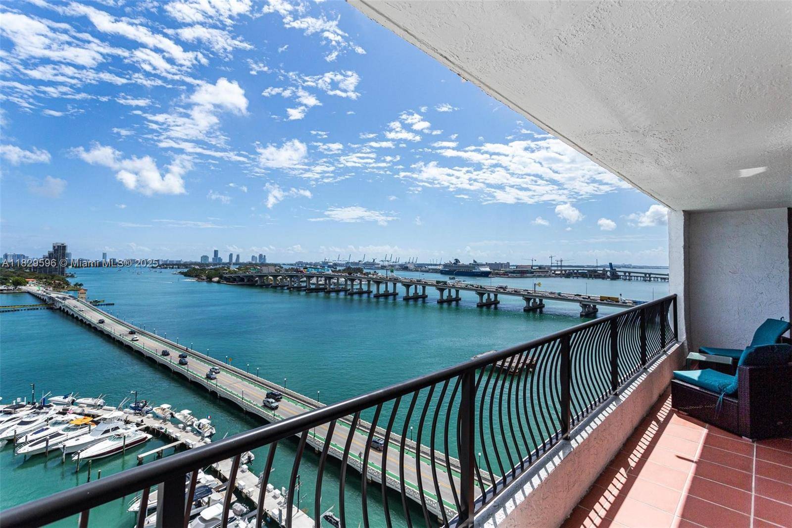 Miami, FL 33132,555 NE 15th St #15B