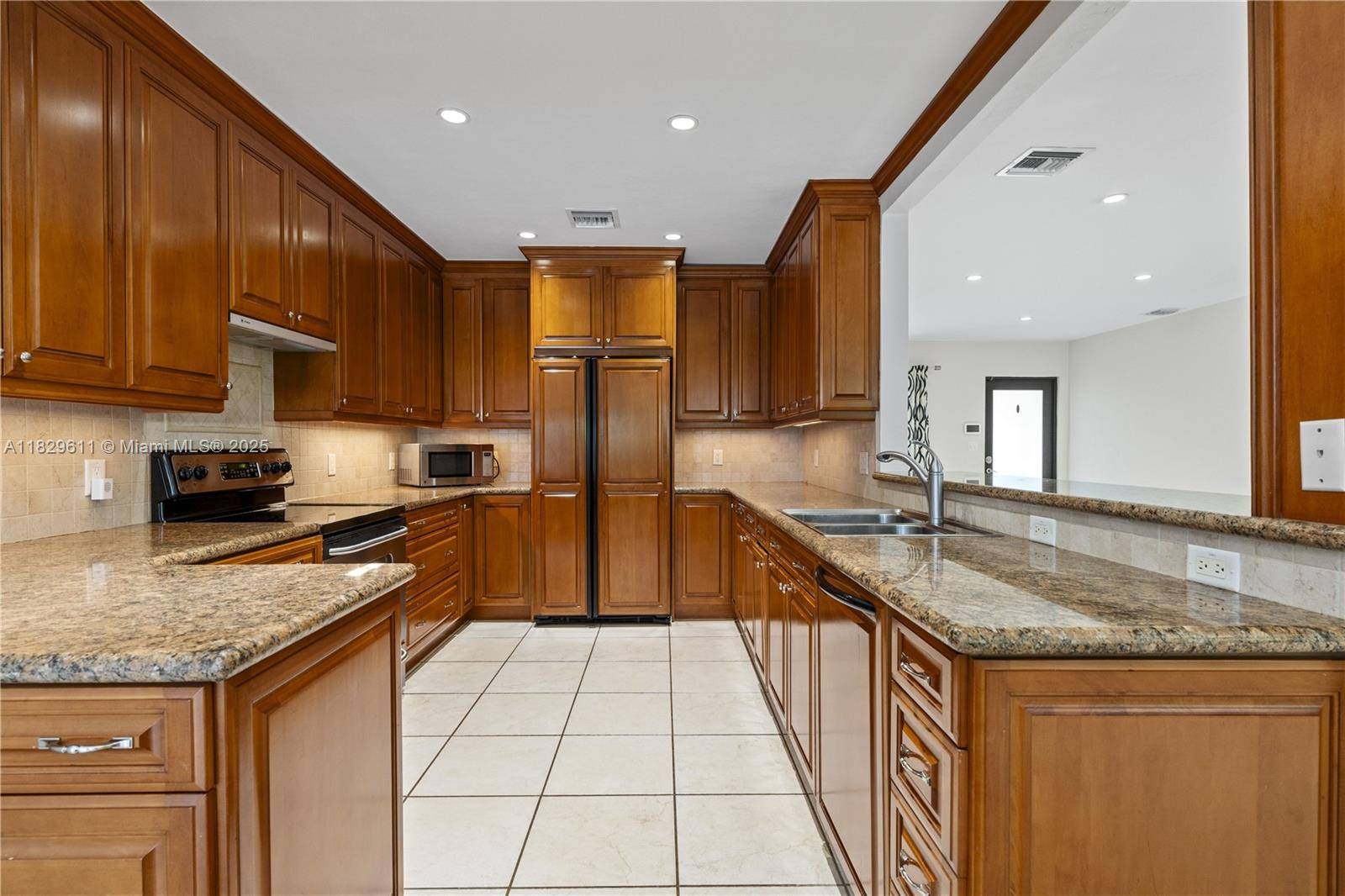 South Miami, FL 33143,8100 SW 62nd Ct