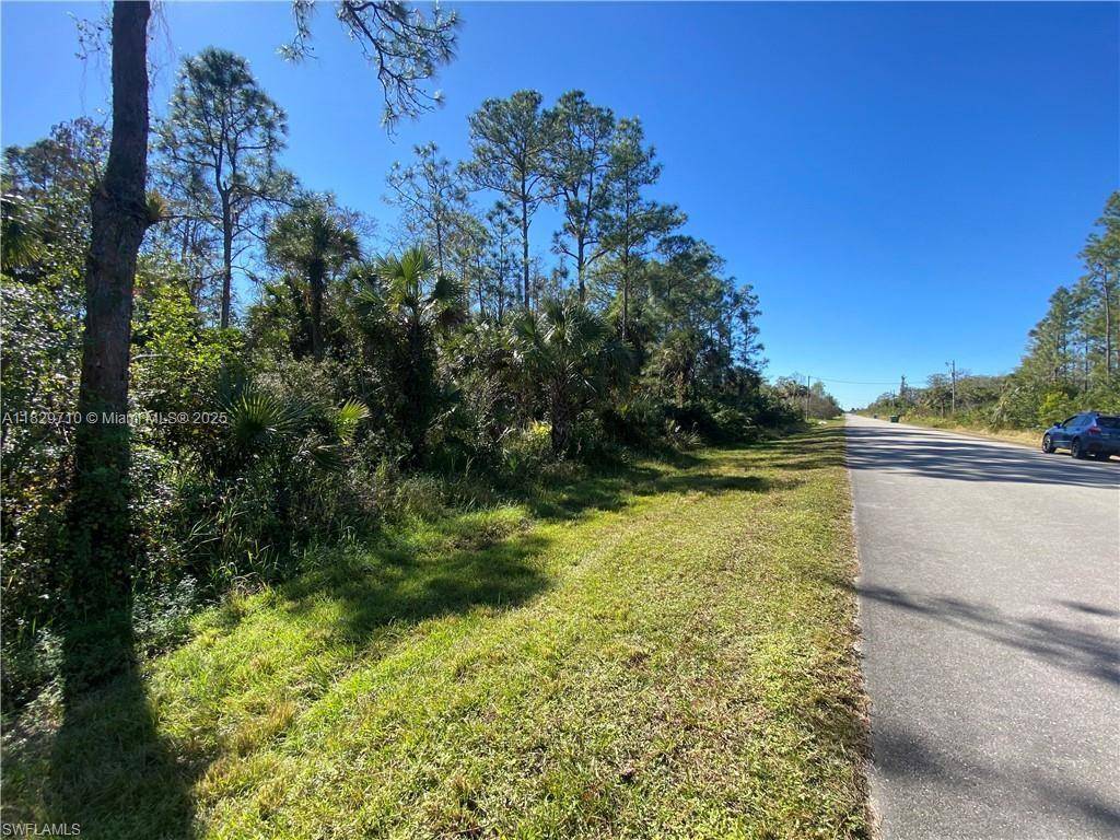 Naples, FL 34120,0 Shady Hollow Blvd E