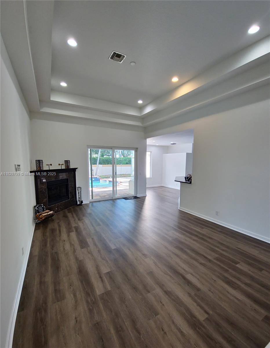 Boynton Beach, FL 33472,7044 Brunswick Cir