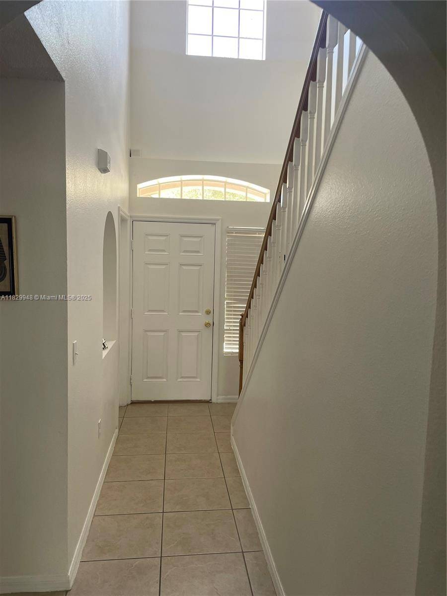 Vero Beach, FL 32968,2645 SW 12th Sq SW