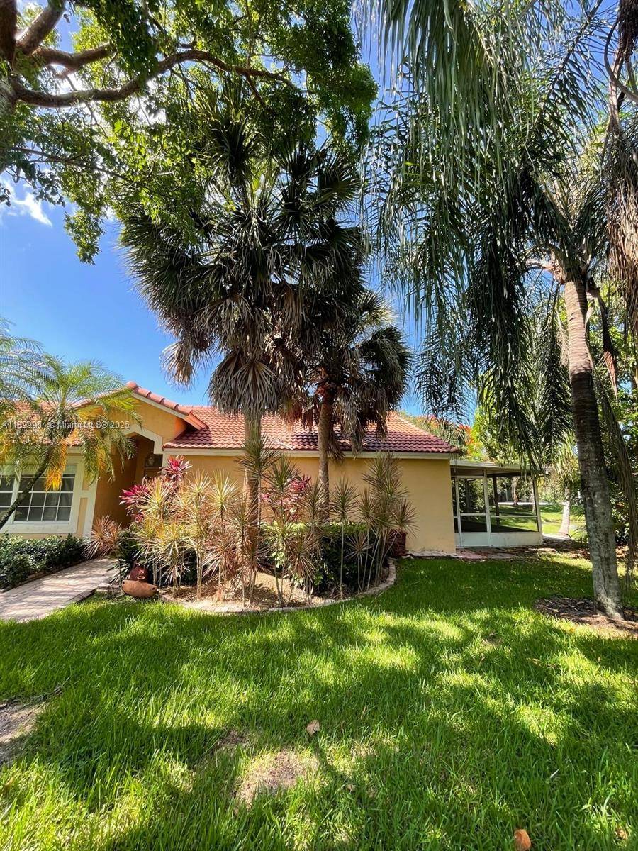 Weston, FL 33331,4136 Sapphire Ter