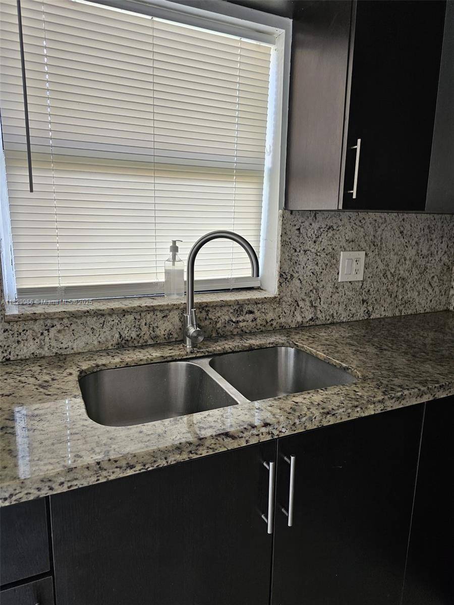 Hialeah, FL 33016,6685 W 26th Ct #202-8