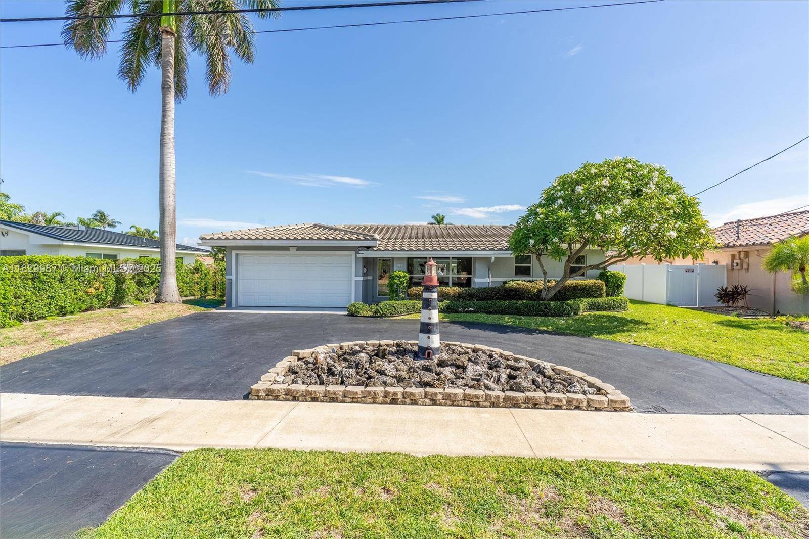 Pompano Beach, FL 33060,321 SE 4th St