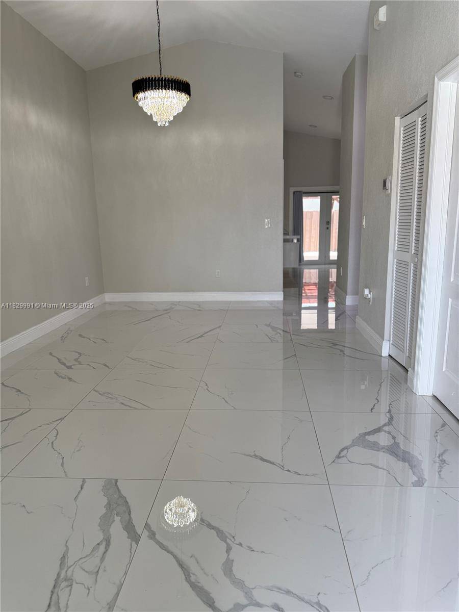 Miami, FL 33193,15640 SW 58th Ter #15640
