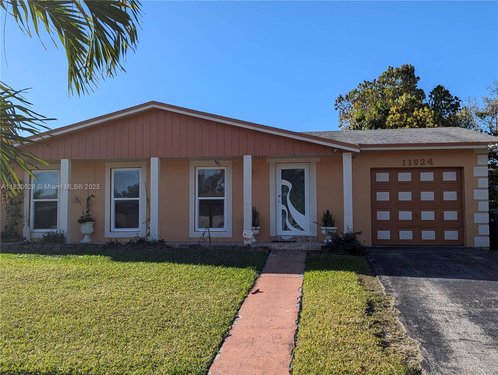 Miami, FL 33157,11024 SW 157th Ter