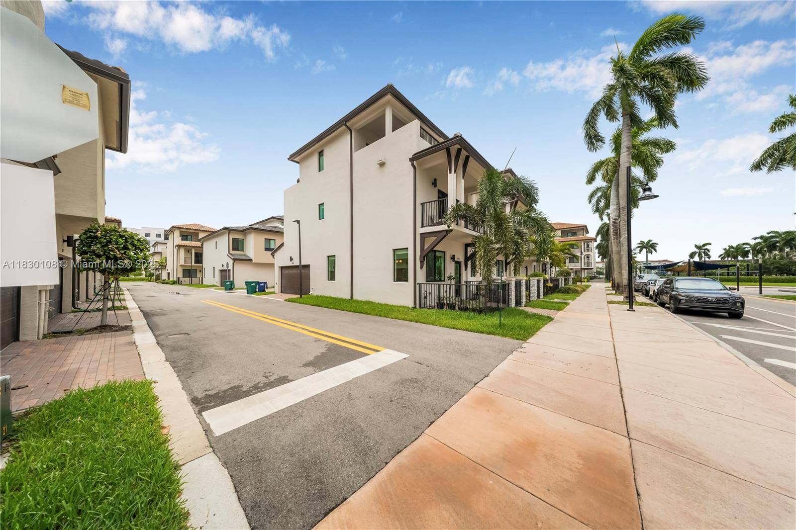 Doral, FL 33166,8368 Central Park Blvd