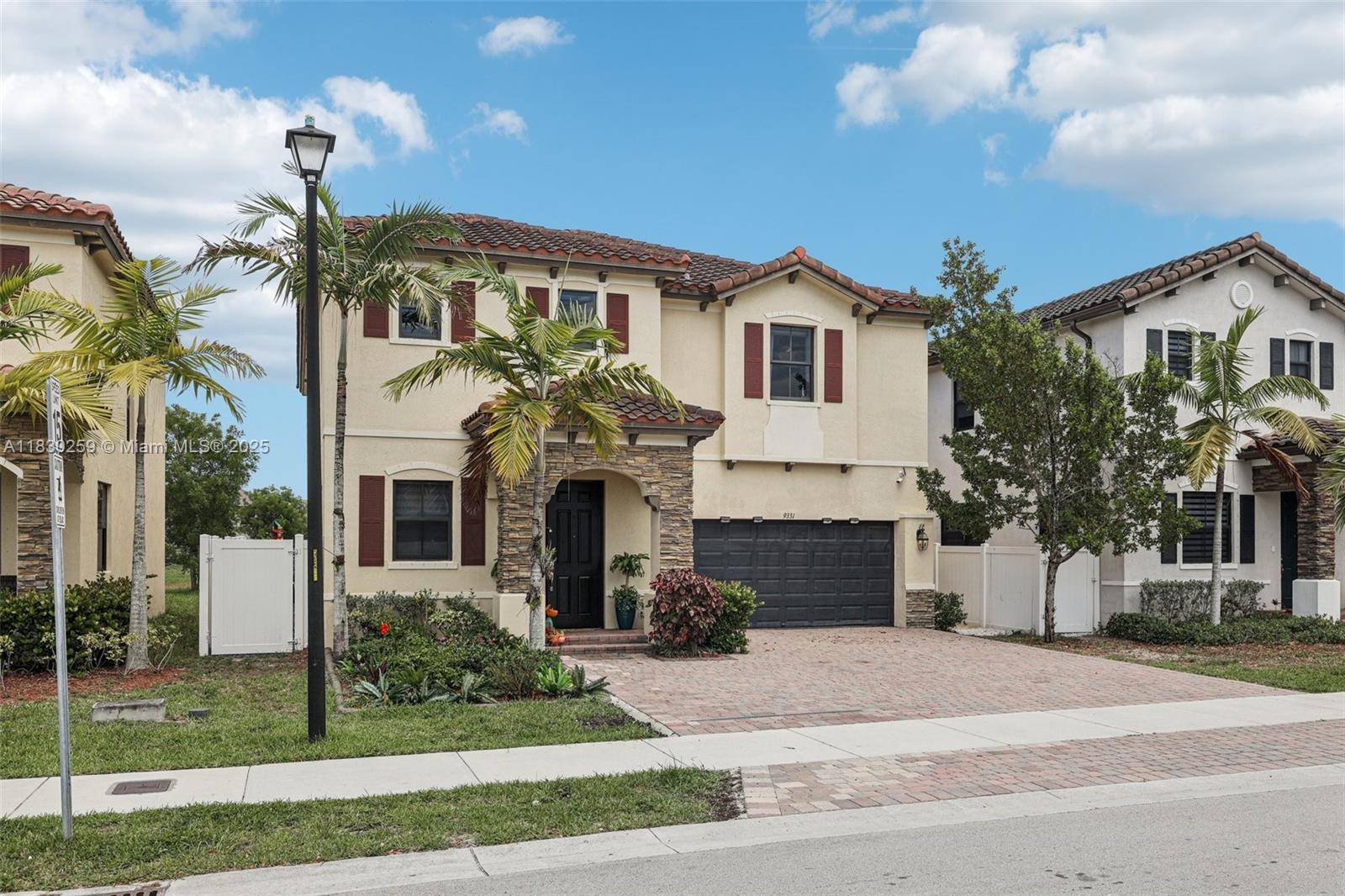 Hialeah, FL 33018,9331 W 35th Ave
