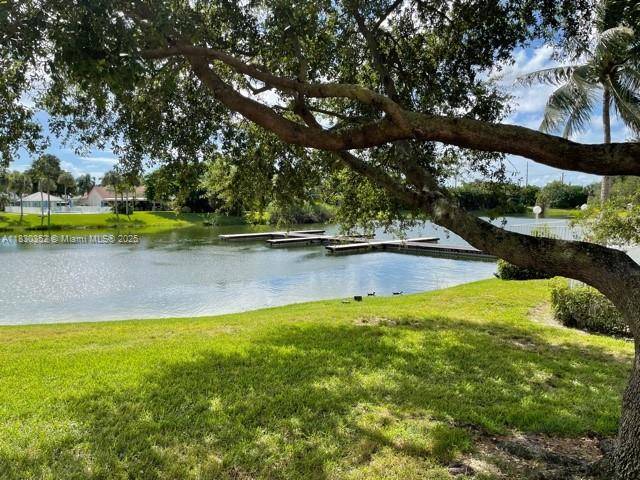 Oakland Park, FL 33309,2331 NW 33rd St #310