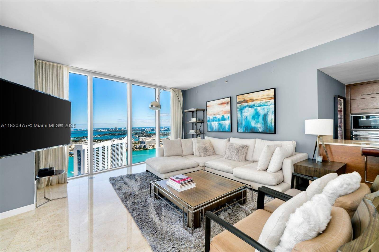 Miami, FL 33131,465 Brickell Ave #5302