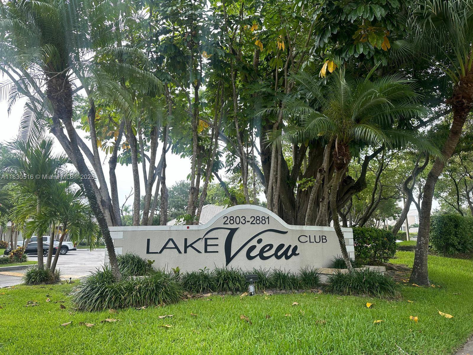 Oakland Park, FL 33309,2841 N Oakland Forest Dr #205