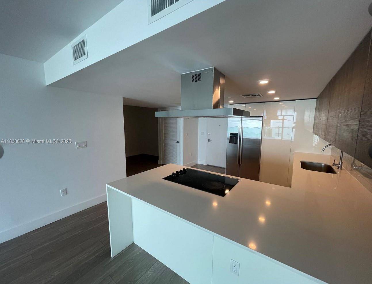 Bay Harbor Islands, FL 33154,1025 92nd St #602