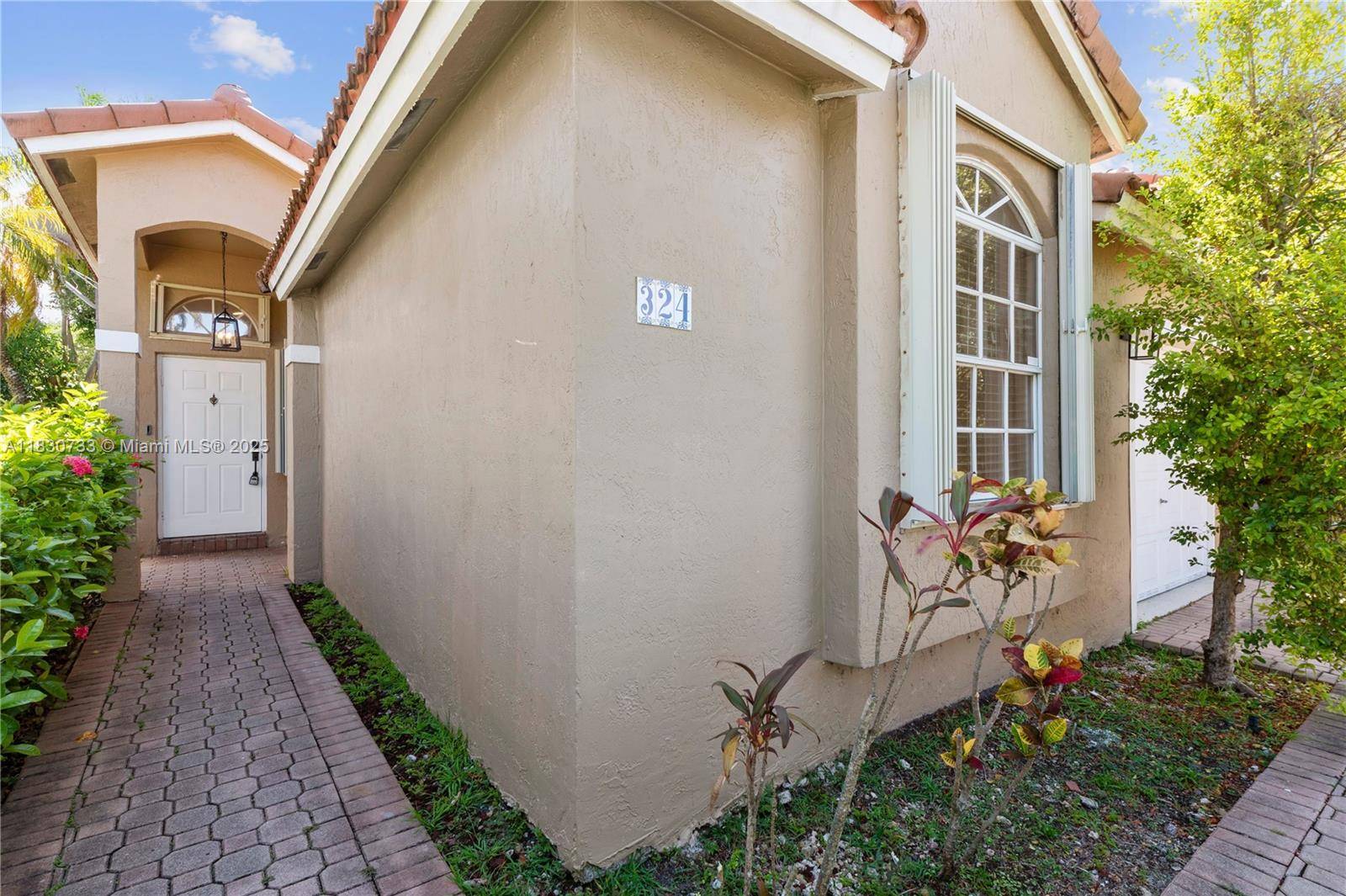 Pembroke Pines, FL 33026,324 NW 107th Ave
