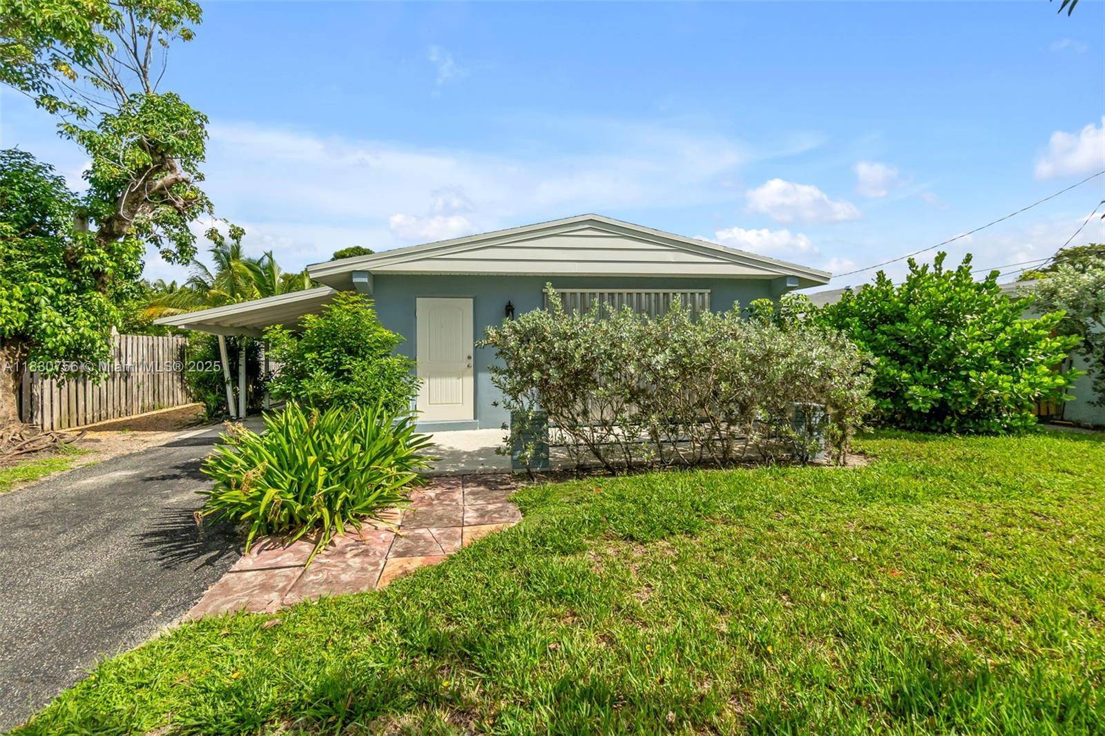 Pompano Beach, FL 33060,909 NE 7th St