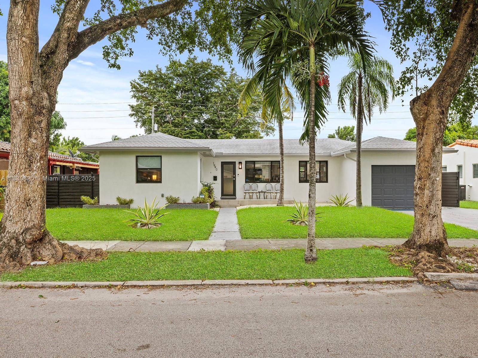 Hollywood, FL 33020,1940 Funston St