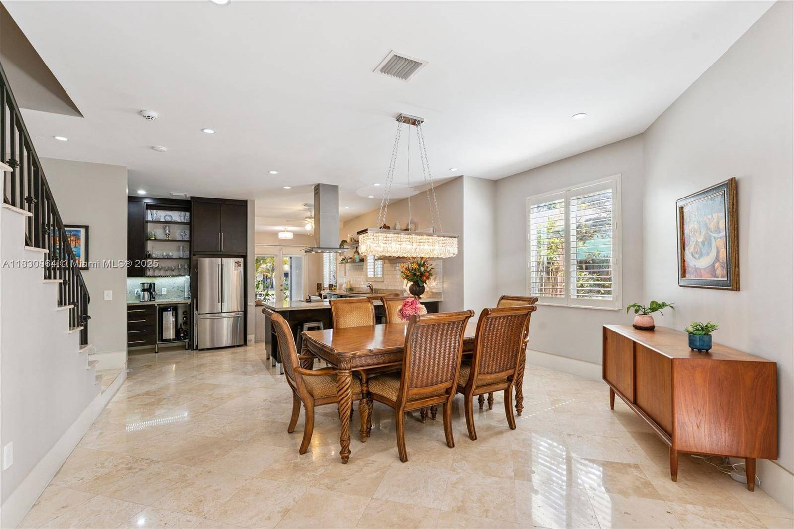 Fort Lauderdale, FL 33315,704 SW 16th St