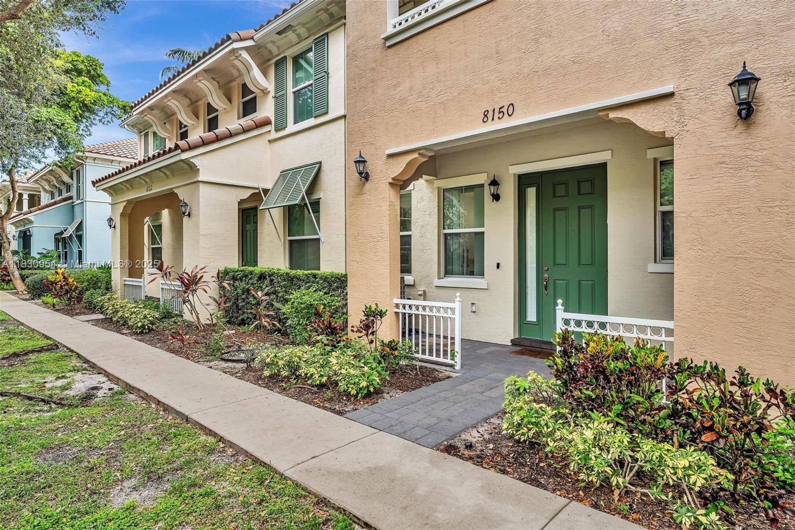 Cooper City, FL 33024,8150 Cascada Isles Dr