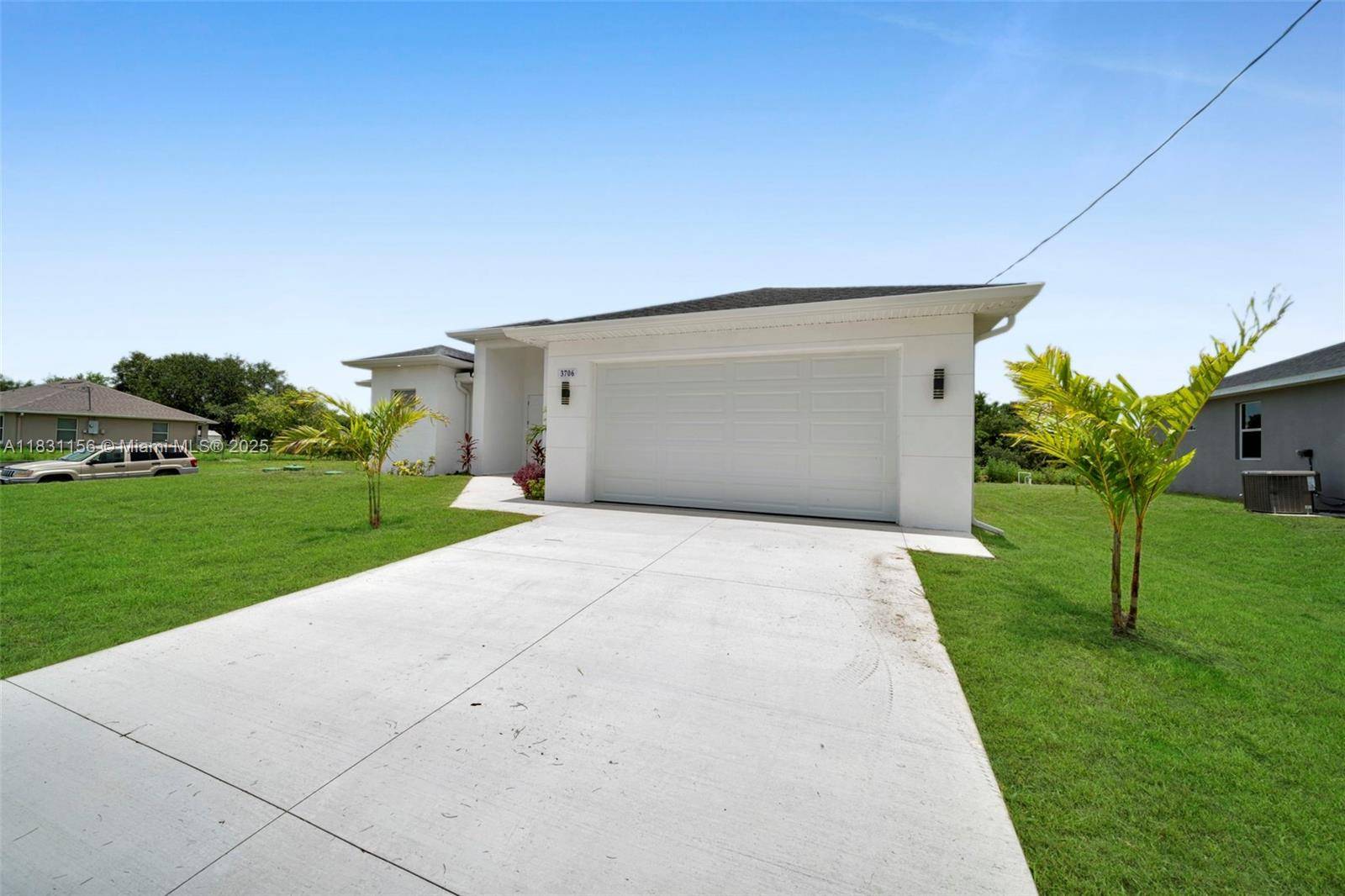 Lehigh Acres, FL 33971,3706 16th ST W