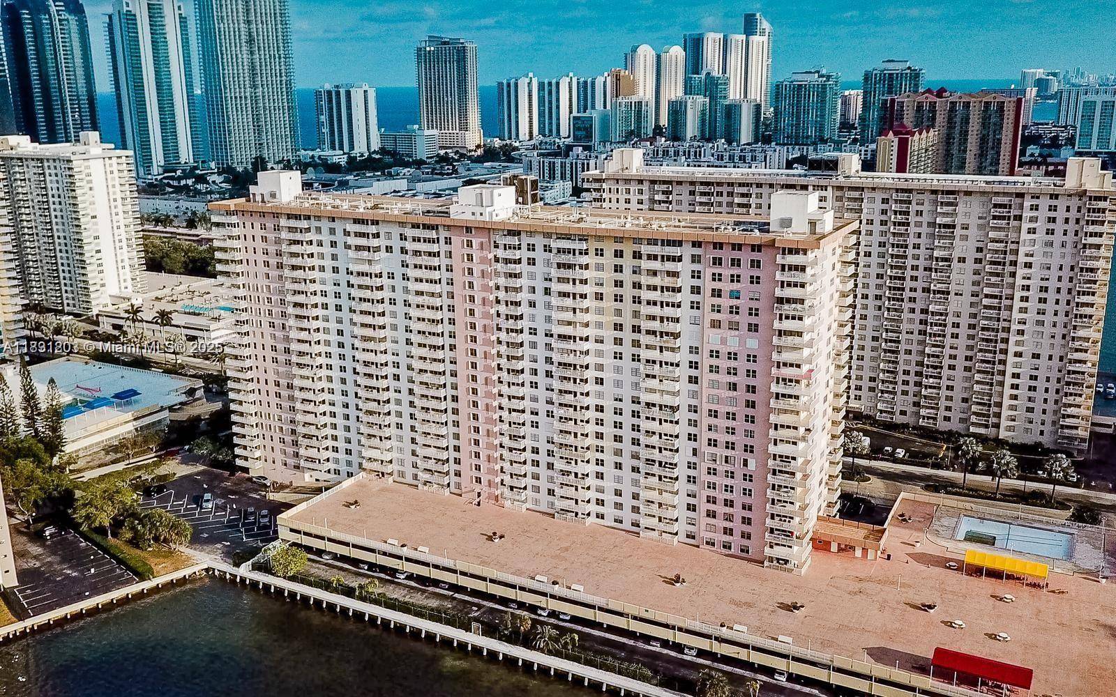 Sunny Isles Beach, FL 33160,251 174th St #911