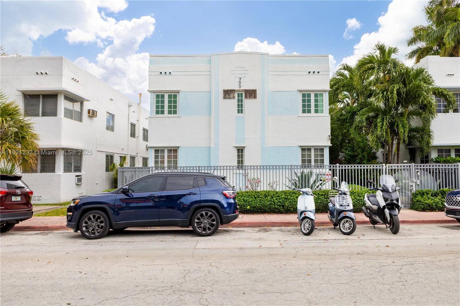 Miami Beach, FL 33139,735 14th Pl #3