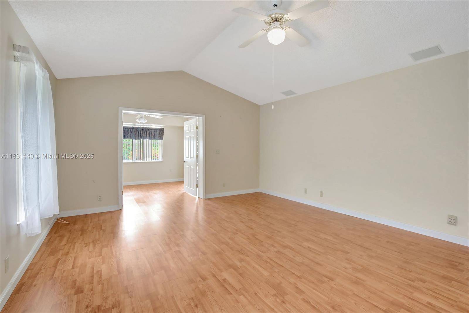 Plantation, FL 33317,1600 SW 52nd Way