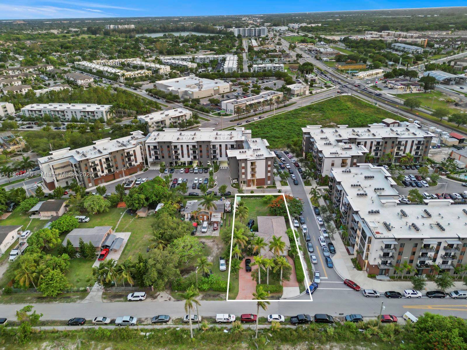 Homestead, FL 33032,14250 Henderson St