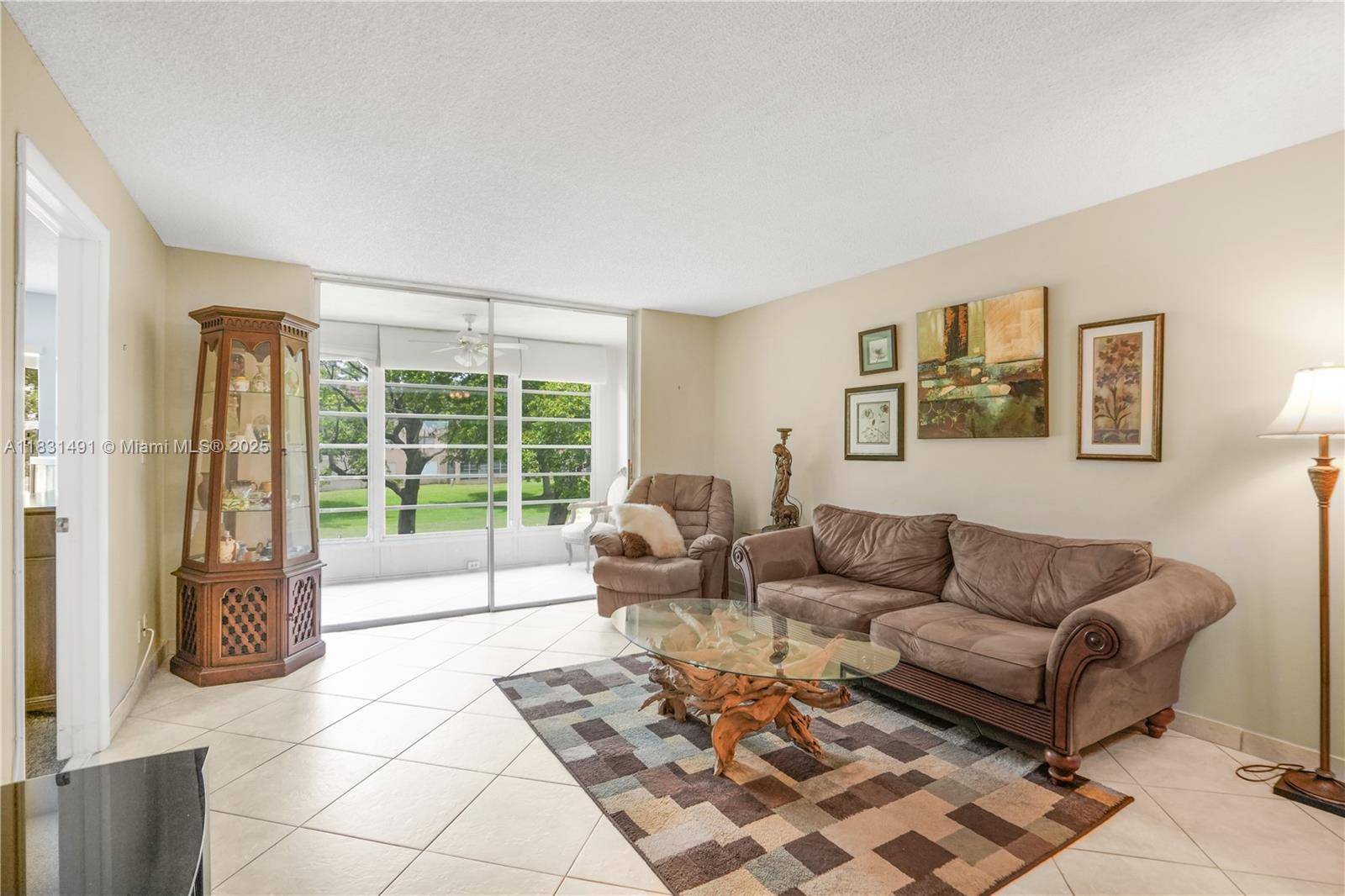 Sunrise, FL 33322,9261 Sunrise Lakes Blvd #203