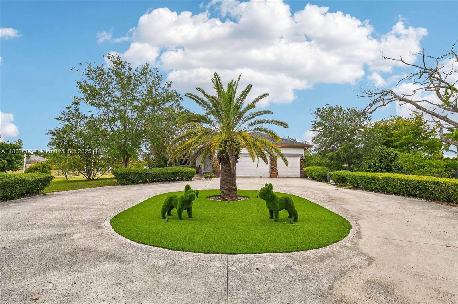 Homestead, FL 33031,20751 SW 248th St