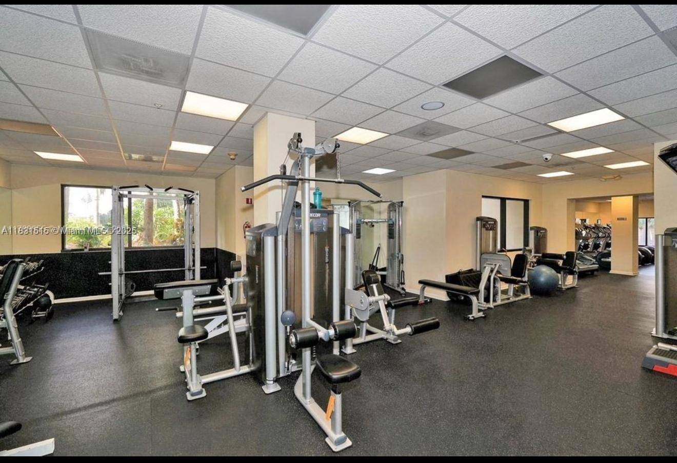 Miami, FL 33129,2333 Brickell Ave #901